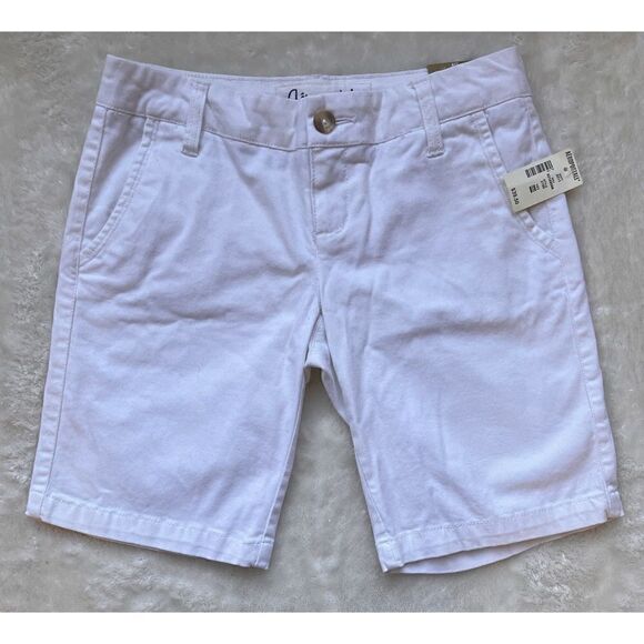 NWT AEROPOSTALE White Everyday Bermuda Twill Shorts, Size 000 - Picture 4 of 14